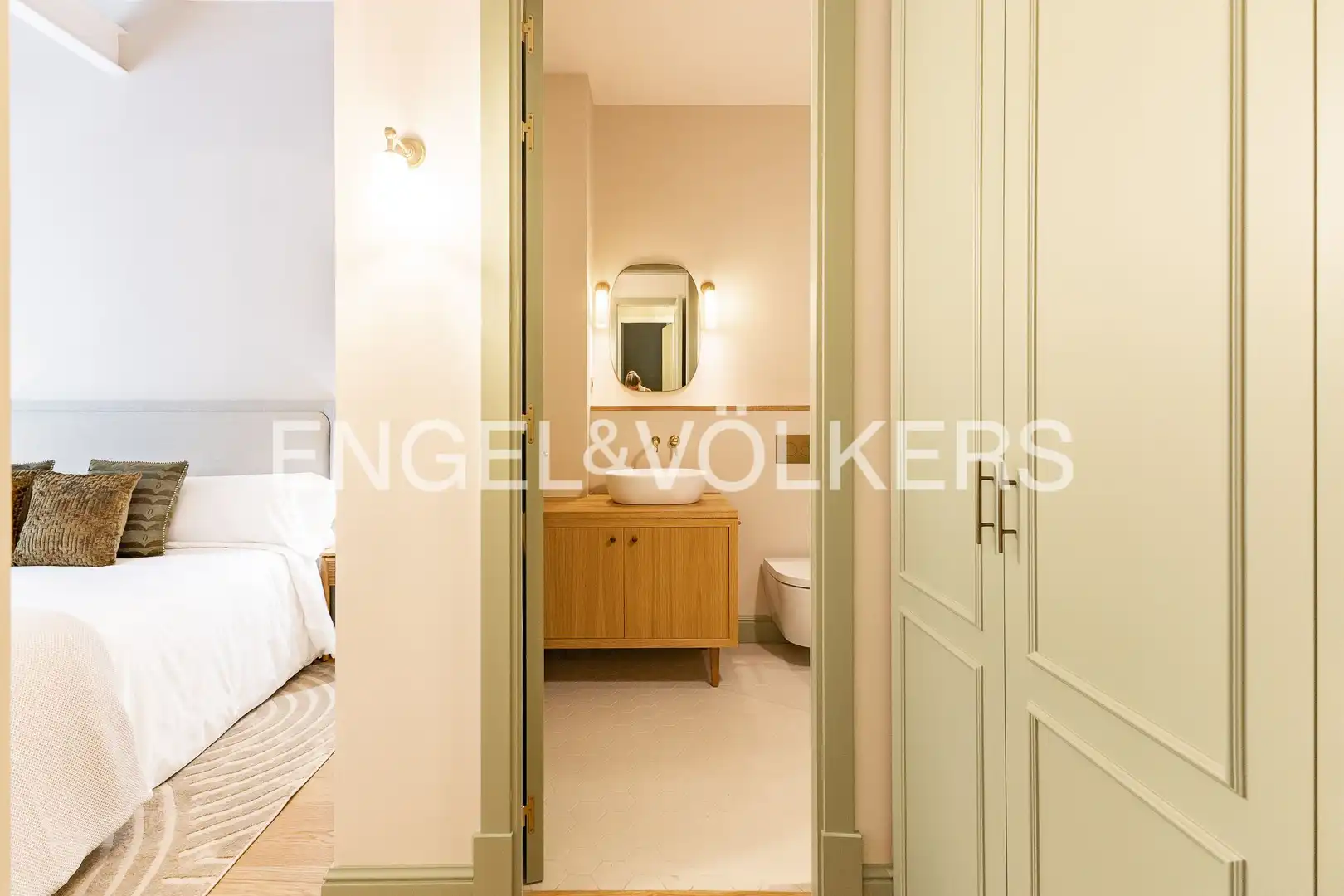 Schlafzimmer von Wohnung zum Verkauf in Barcelona mit Klimaanlage, Heizung und Parkett