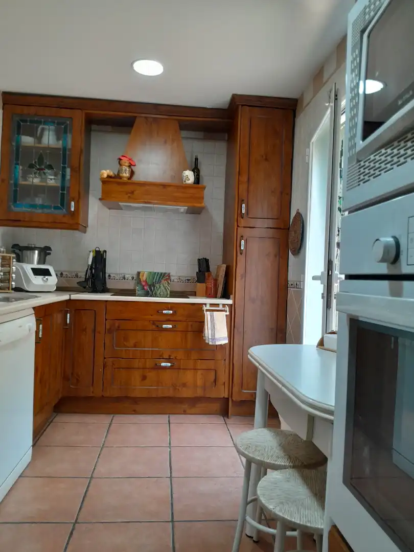 Cocina de Casa o chalet en venta en Cobisa con Calefacción, Jardín privado y Amueblado