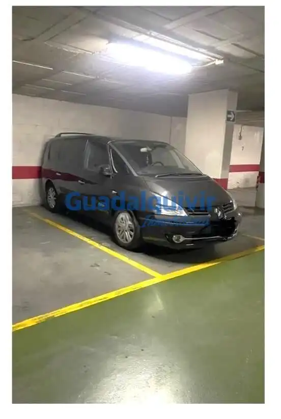 Aparcament en venda a Nervión, imagen 2