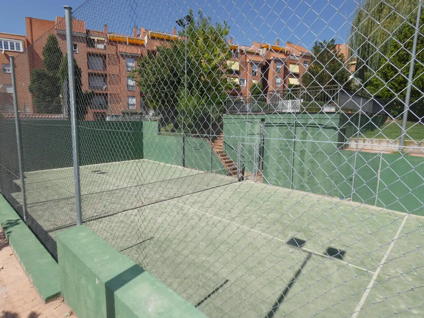 Vista exterior de Planta baixa en venda en Valdemoro amb Calefacció, Parquet i Terrassa