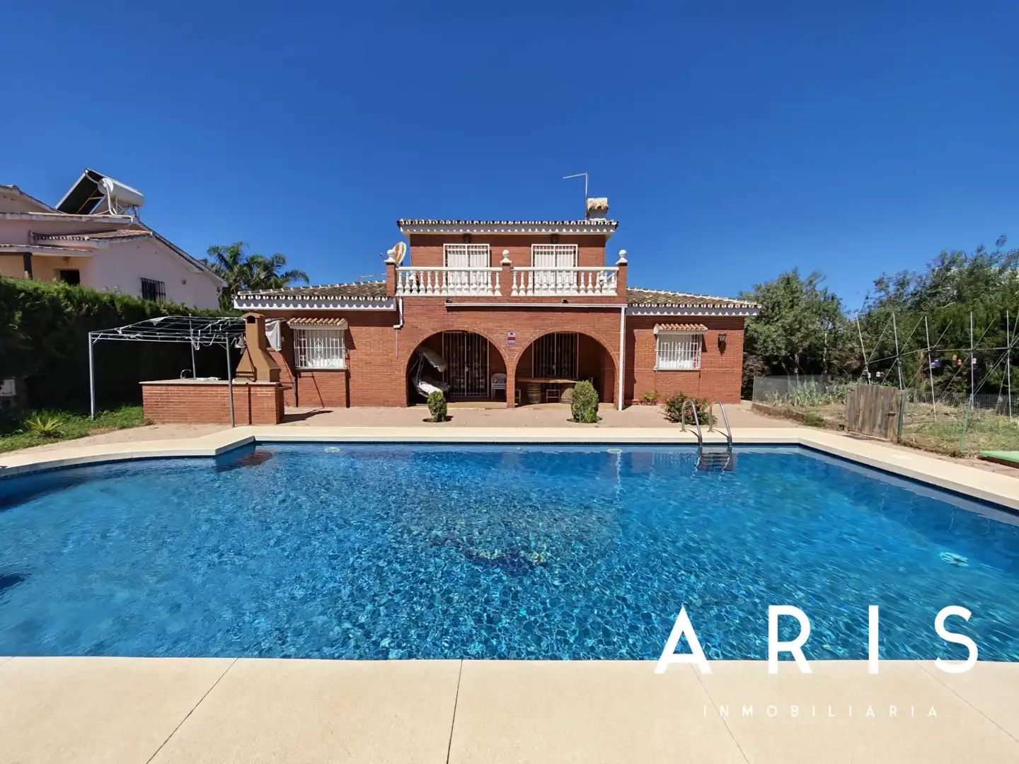 Garden of Houses for sale in Alhaurín de la Torre  with Air Conditioner, Heating and Private garden