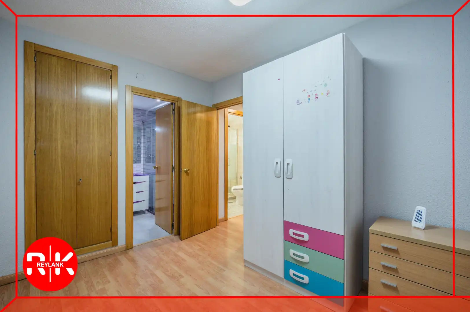 Habitación de Piso en venta en San Fernando de Henares con Aire acondicionado, Calefacción y Amueblado