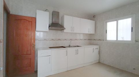 Photo 3 of Houses for sale in Calle Valdivia, 17, La Chanca - Pescadería, Almería Capital