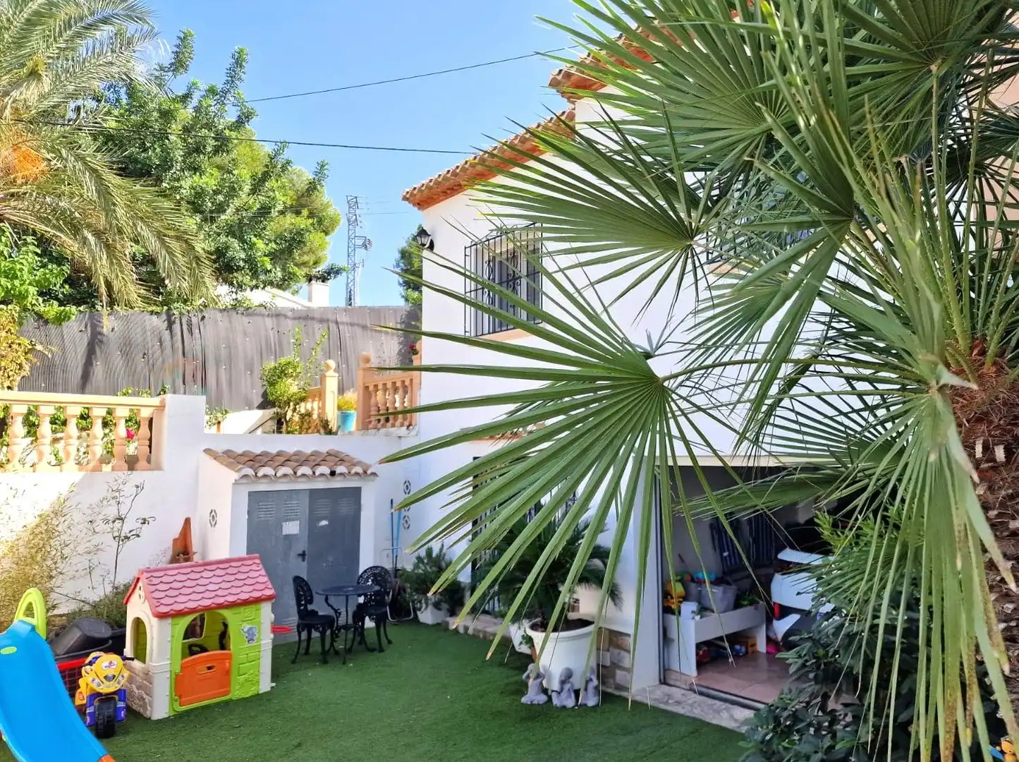 Vista exterior de Casa o xalet en venda en Jávea / Xàbia amb Aire condicionat, Calefacció i Traster
