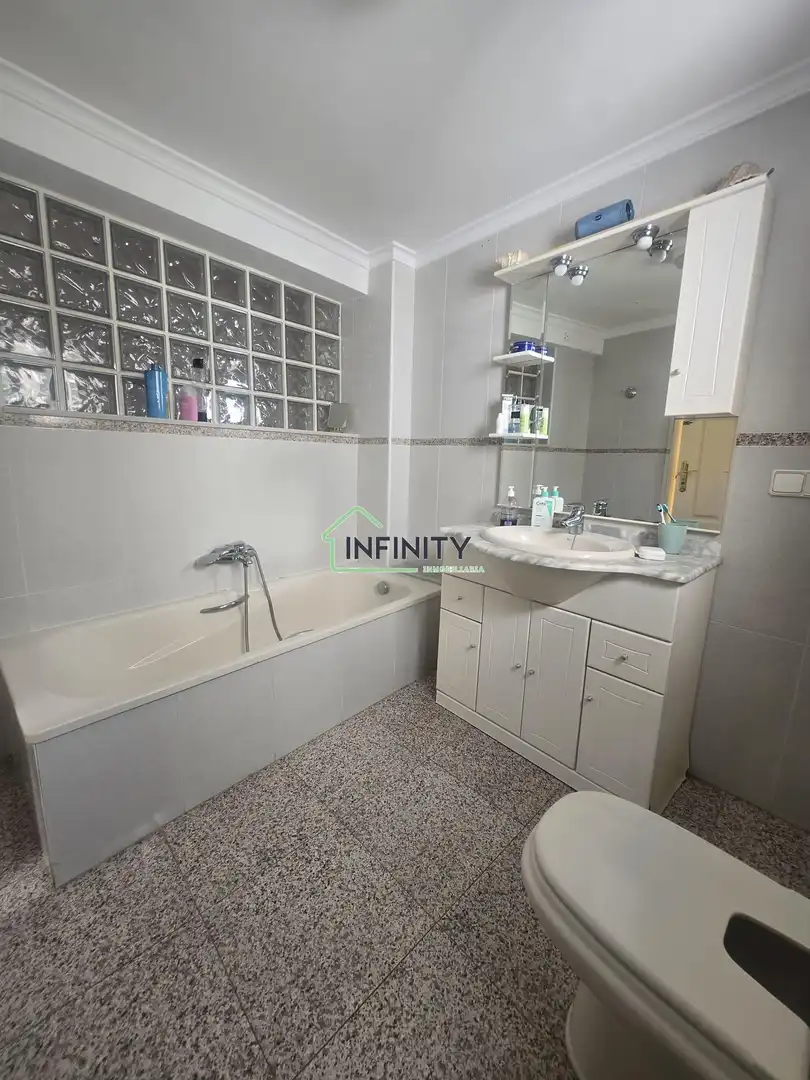 Badezimmer von Haus oder Chalet zum Verkauf in La Font d'en Carròs mit Klimaanlage und Heizung