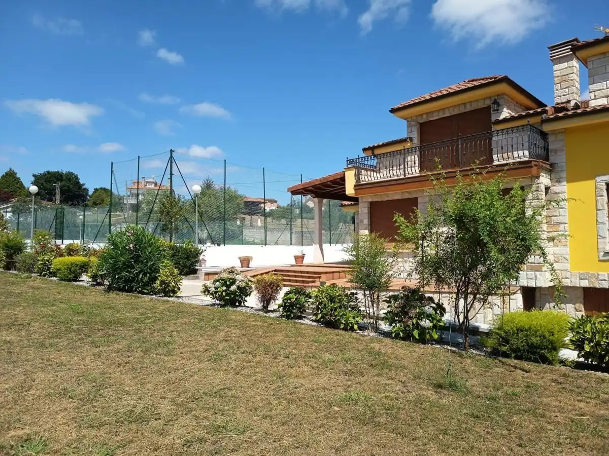 Terrassa de Casa o xalet en venda en Siero amb Calefacció, Jardí privat i Terrassa