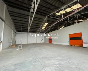 Nau industrial en venda en Agullent