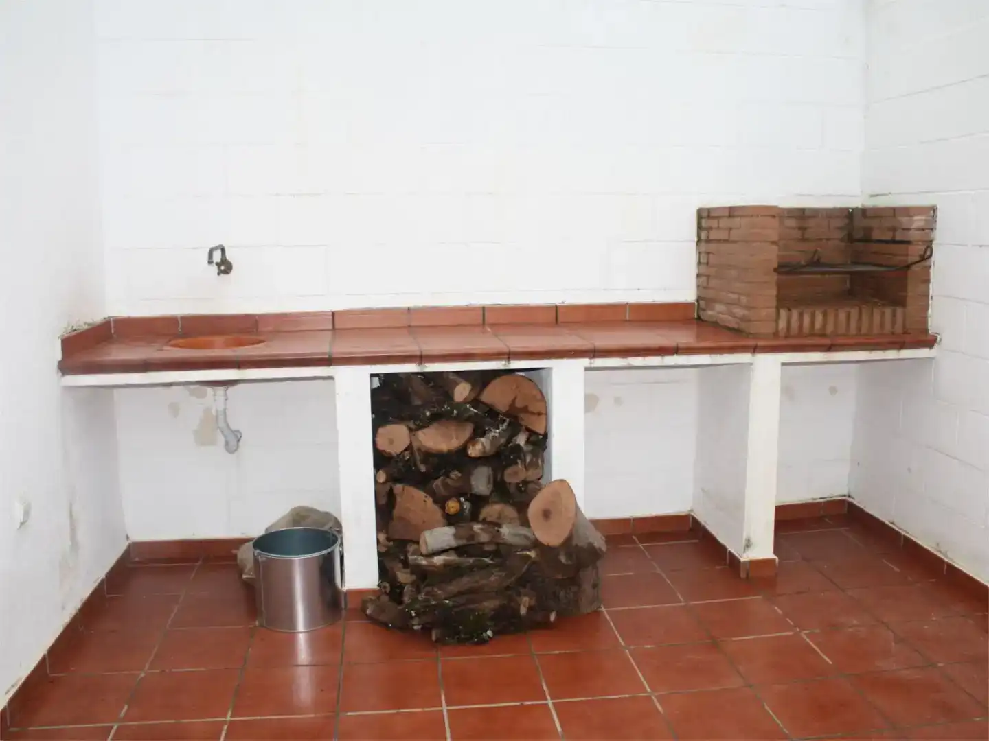 Cuina de Casa adosada en venda en Aracena amb Aire condicionat, Traster i Balcó