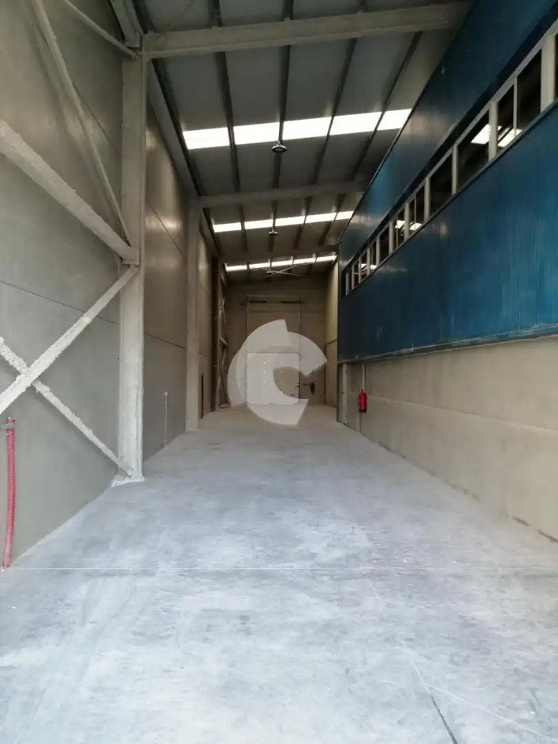 Nave industrial de alquiler en Vilamarín