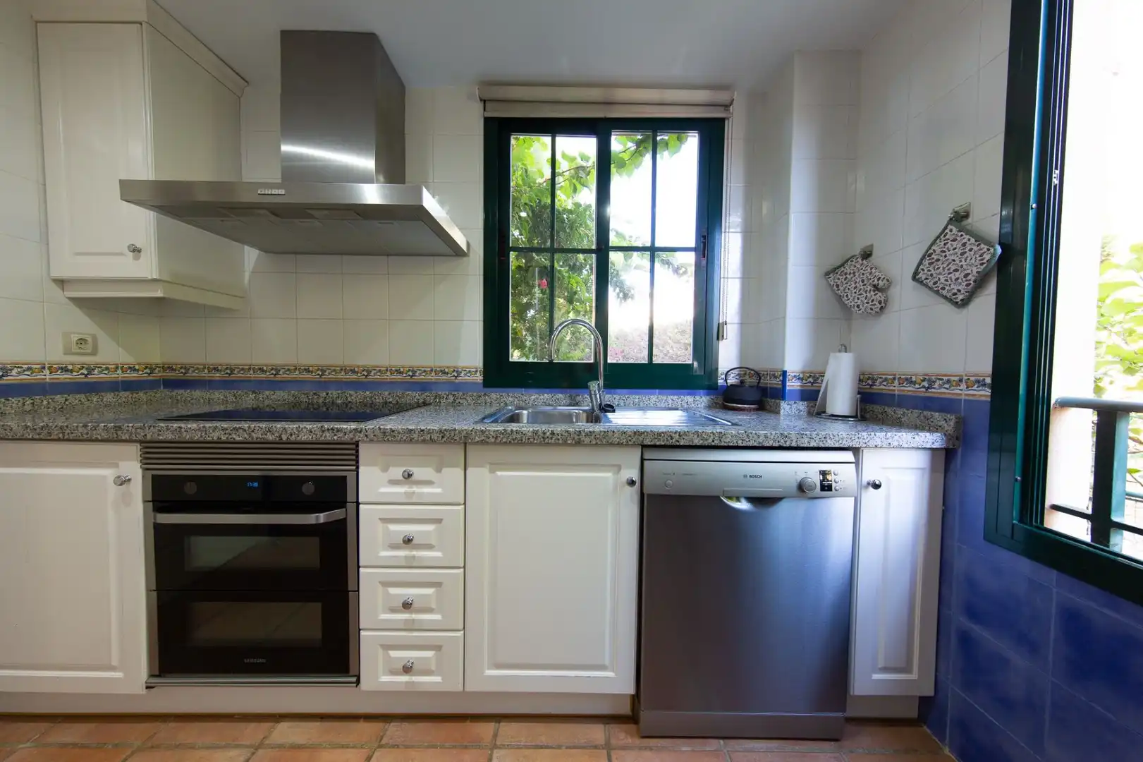 Maison mitoyenne avec jardin à louer à Golf Bahía, imagen 5