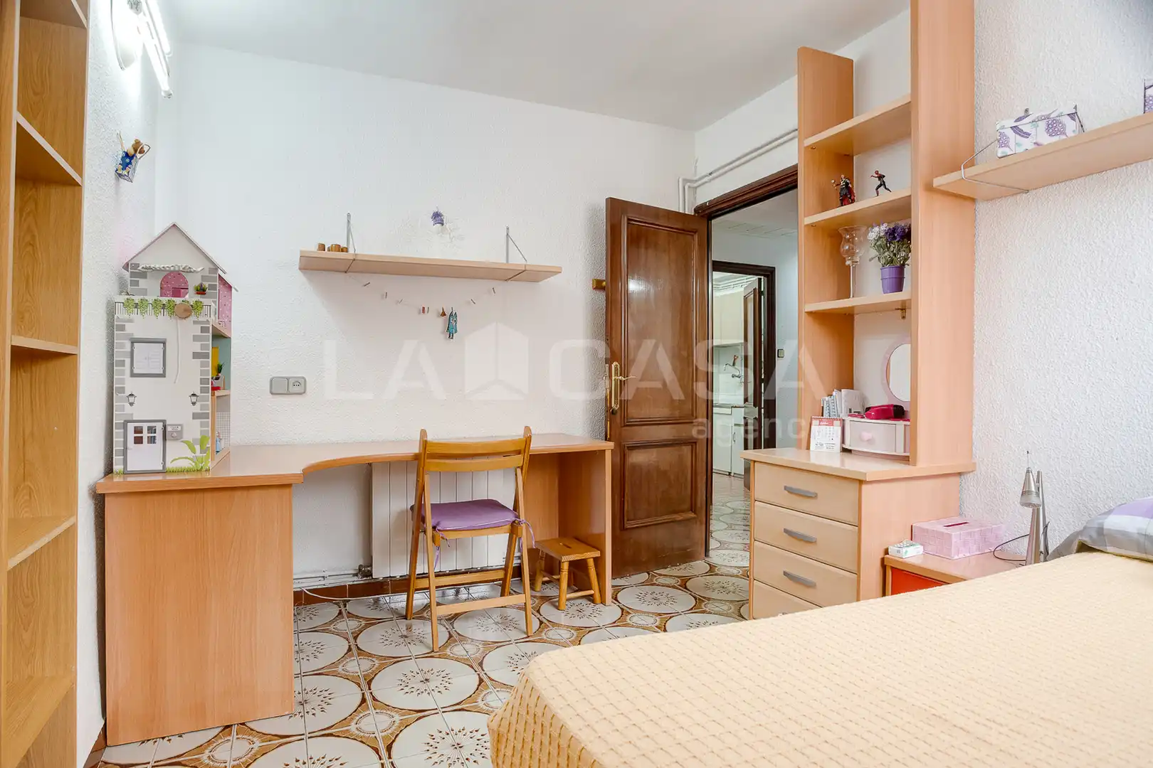Habitación de Piso en venta en Barcelona con Calefacción, Trastero y Balcón
