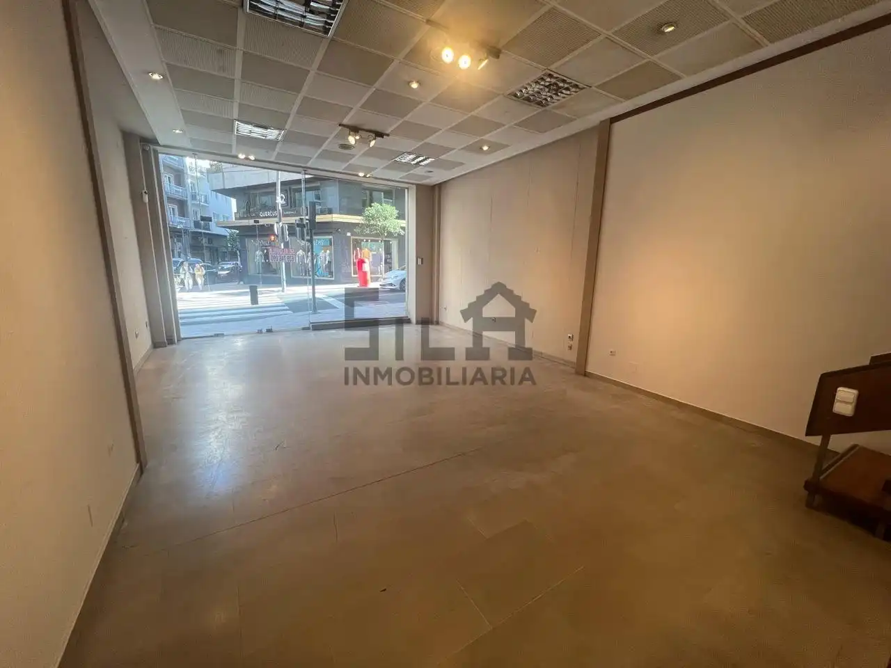Local comercial de lloguer a AVDA. HABANA, imagen 4