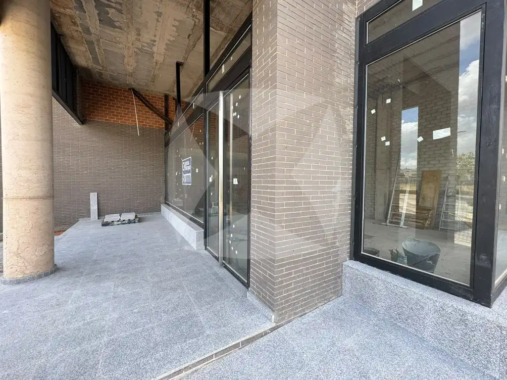 Gewerbefläche zur Miete in Avenida ROZAS DEL REY DON PEDRO, imagen 4