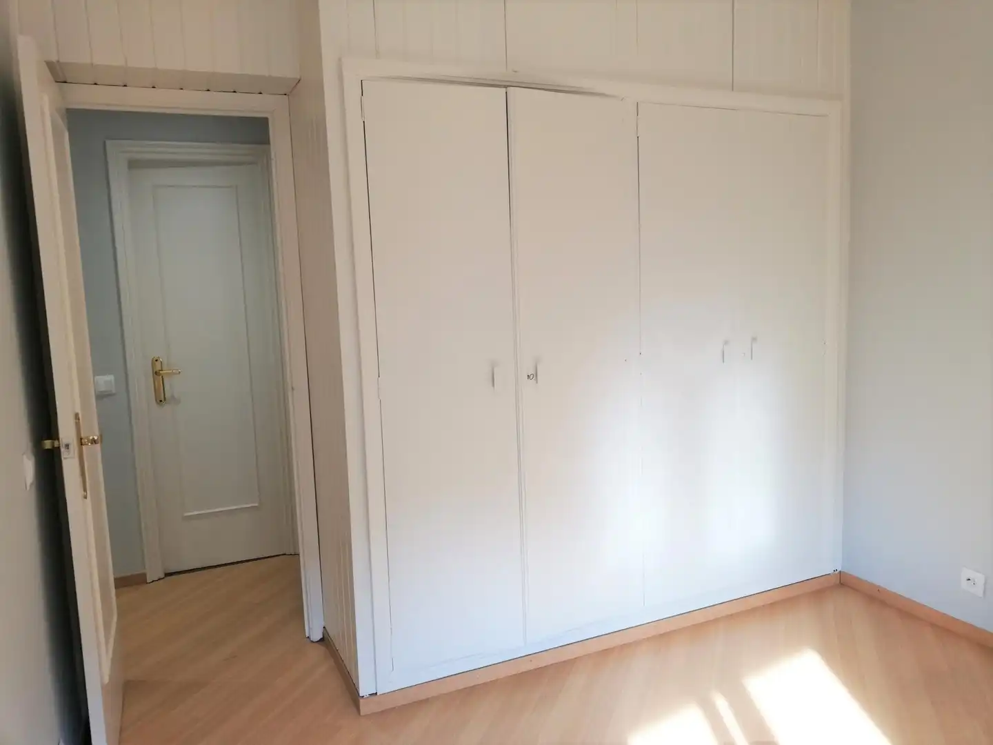 Schlafzimmer von Wohnung zum Verkauf in Barcelona mit Klimaanlage, Heizung und Parkett