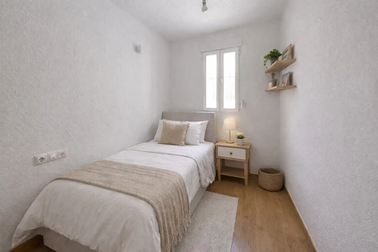 Dormitori de Pis en venda en Madrid amb Calefacció i Forn