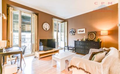 Living room of Flat to rent in  Madrid Capital  with Heating, Parquet flooring and Oven