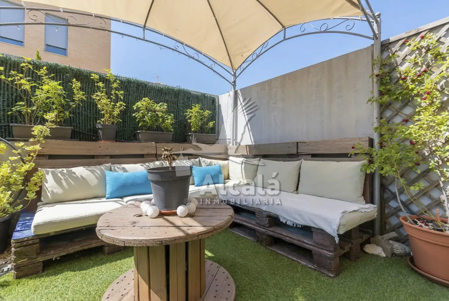 Terrasse von Wohnung zum Verkauf in Villalbilla mit Klimaanlage, Heizung und Terrasse