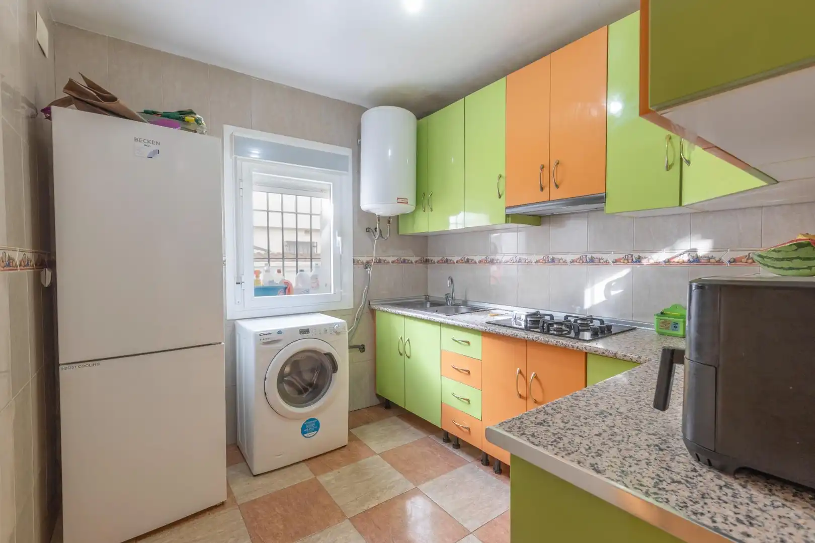 Cocina de Casa adosada en venta en Guadix con Aire acondicionado y Terraza