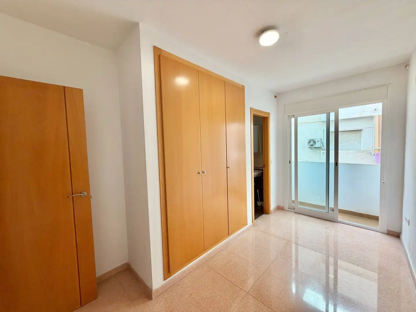 Piso en venta en Alicante / Alacant