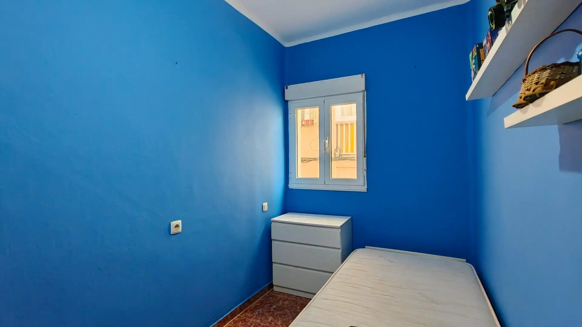 Bedroom of Flat for sale in Avilés  with Furnished