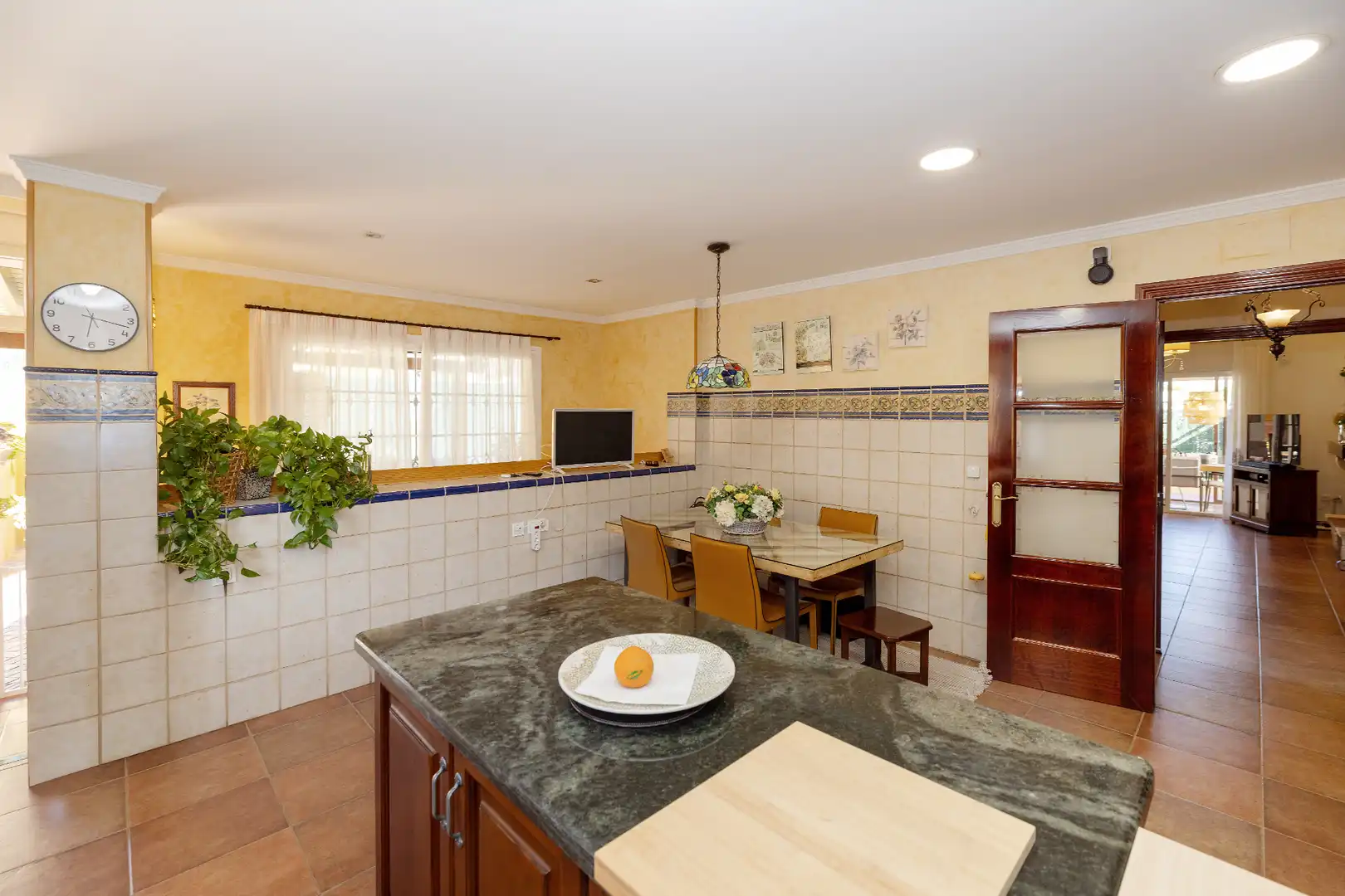 Kitchen of Houses for sale in Málaga  with Air Conditioner, Heating and Private garden