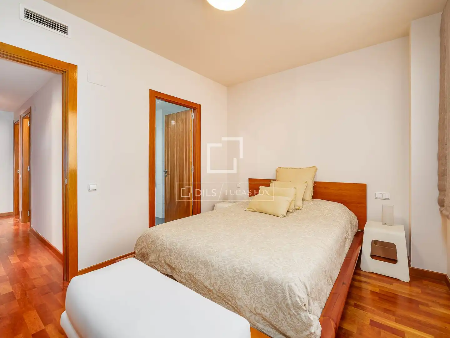 Habitación de Piso en venta en Barcelona con Aire acondicionado, Calefacción y Parquet
