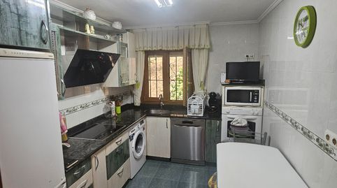 Foto 2 de Piso en venta en Aperribai Auzoa, 39, Galdakao, Bizkaia