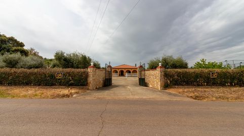 Foto 2 de Casa o chalet en venta en Avenida Avenida Campomanes, 37, Dehesilla de Calamón - Campomanes, Badajoz Capital