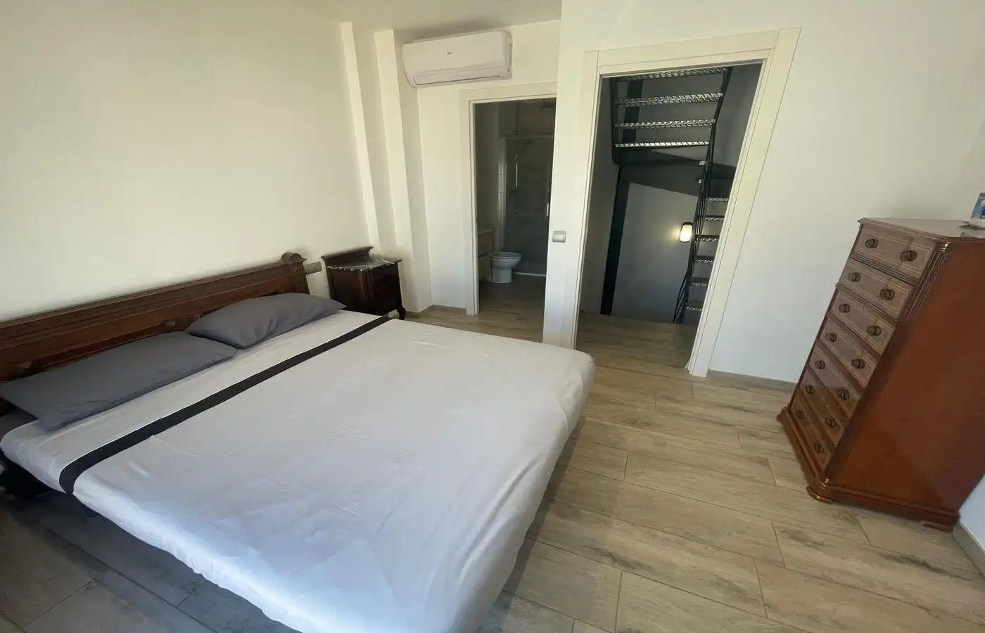 Dormitori de Casa o xalet en venda en La Ràpita amb Calefacció, Terrassa i Moblat