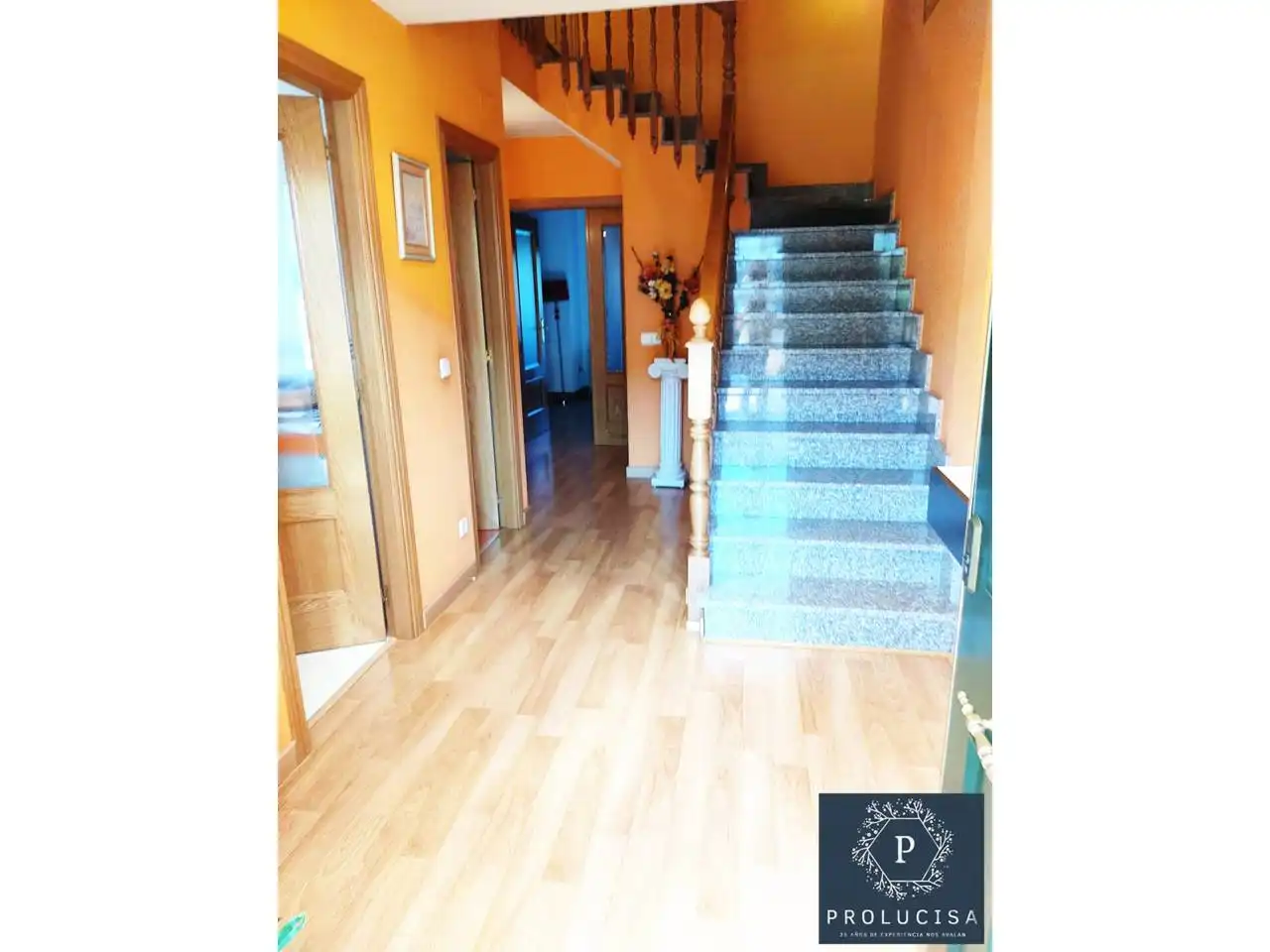 Detached homes for sale in Fuenlabrada  with Air Conditioner, Heating and Terrace