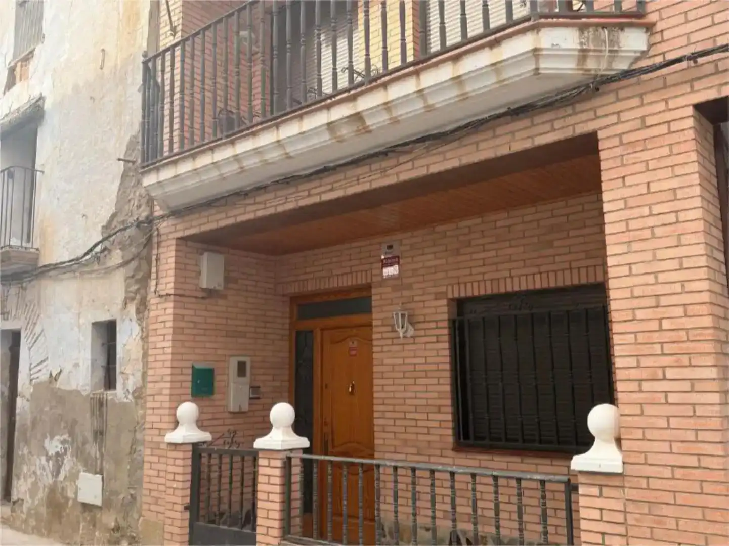 Vista exterior de Piso en venta en Escatrón con Aire acondicionado, Amueblado y Balcón