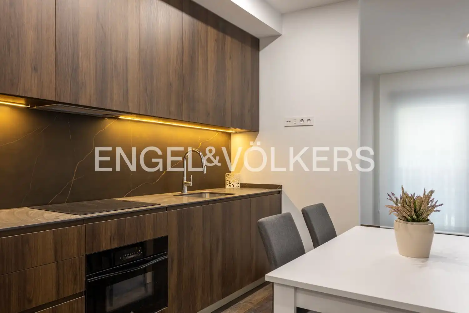 Küche von Wohnung zur Miete in Ciutat Vella 