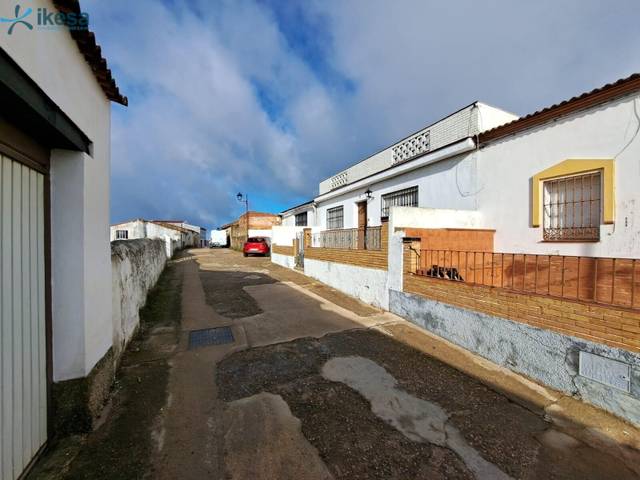 Casa-chalet en Venta en Calañas
