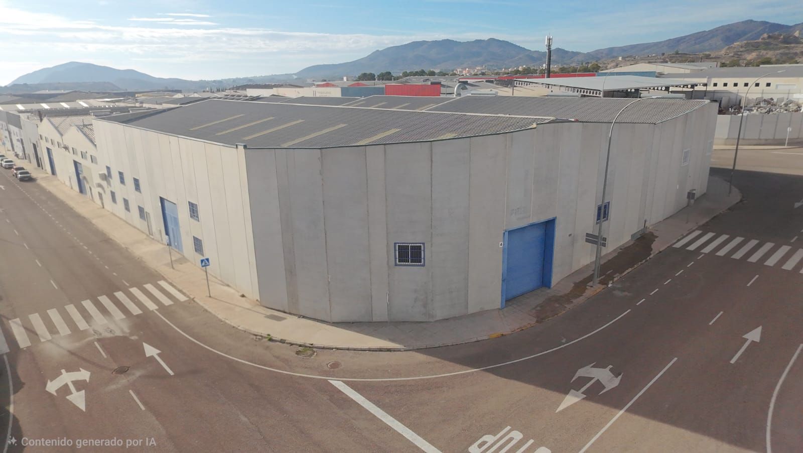Vista exterior de Nau industrial en venda en Monóvar  / Monòver amb Calefacció i Alarma
