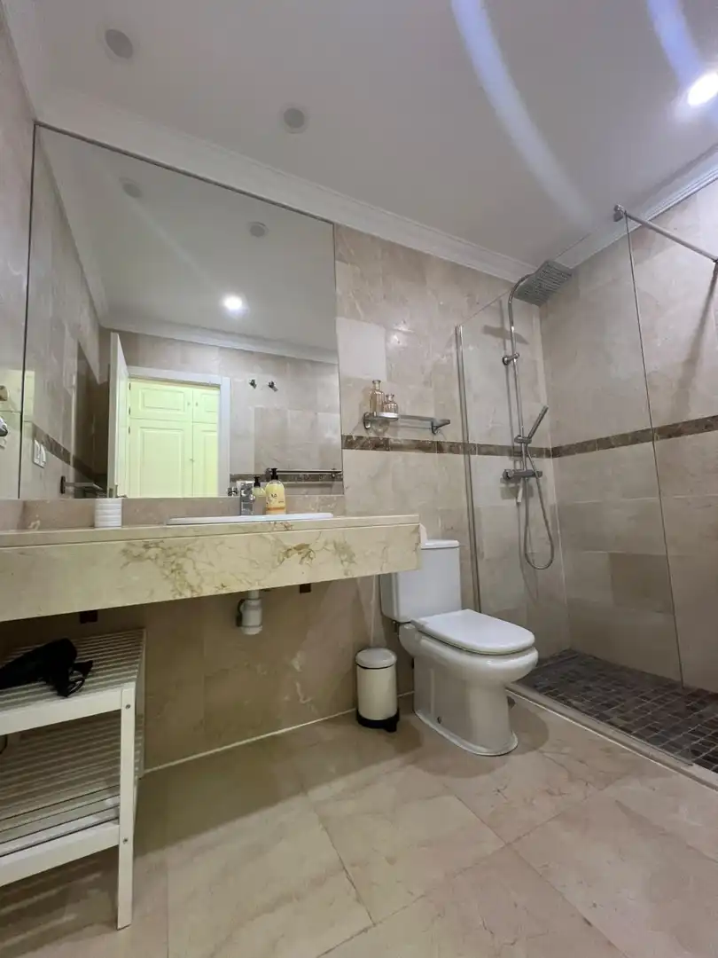 Baño de Planta baja de alquiler en Estepona Pueblo