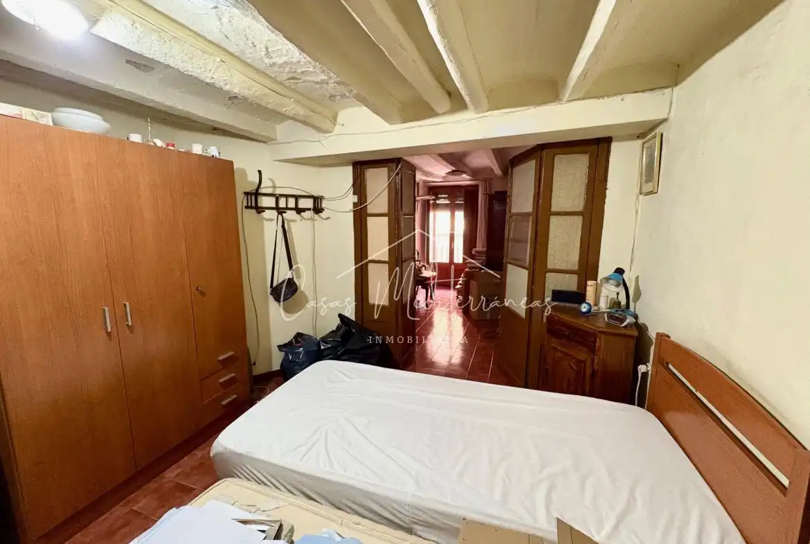 Casa adosada en venta en Montbrió del Camp con Terraza y Amueblado
