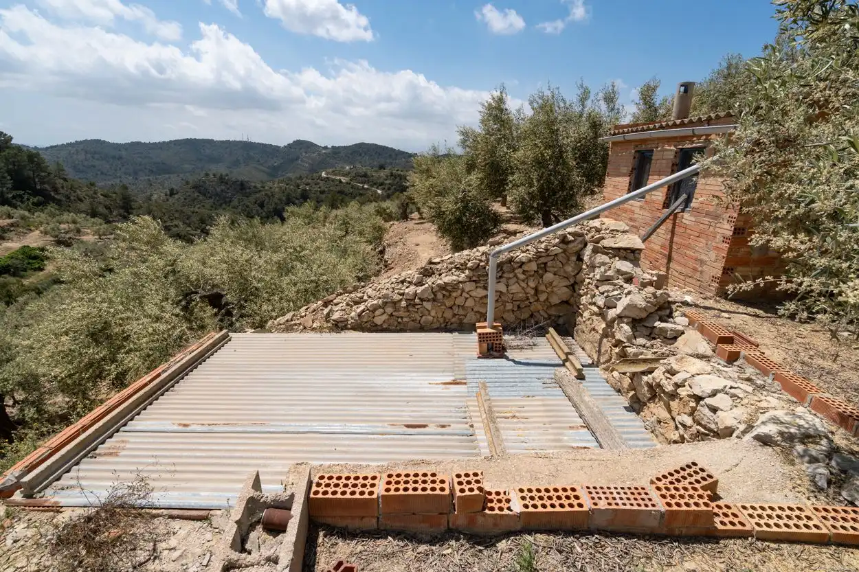 Außenansicht von Country house zum Verkauf in Tortosa mit Abstellraum