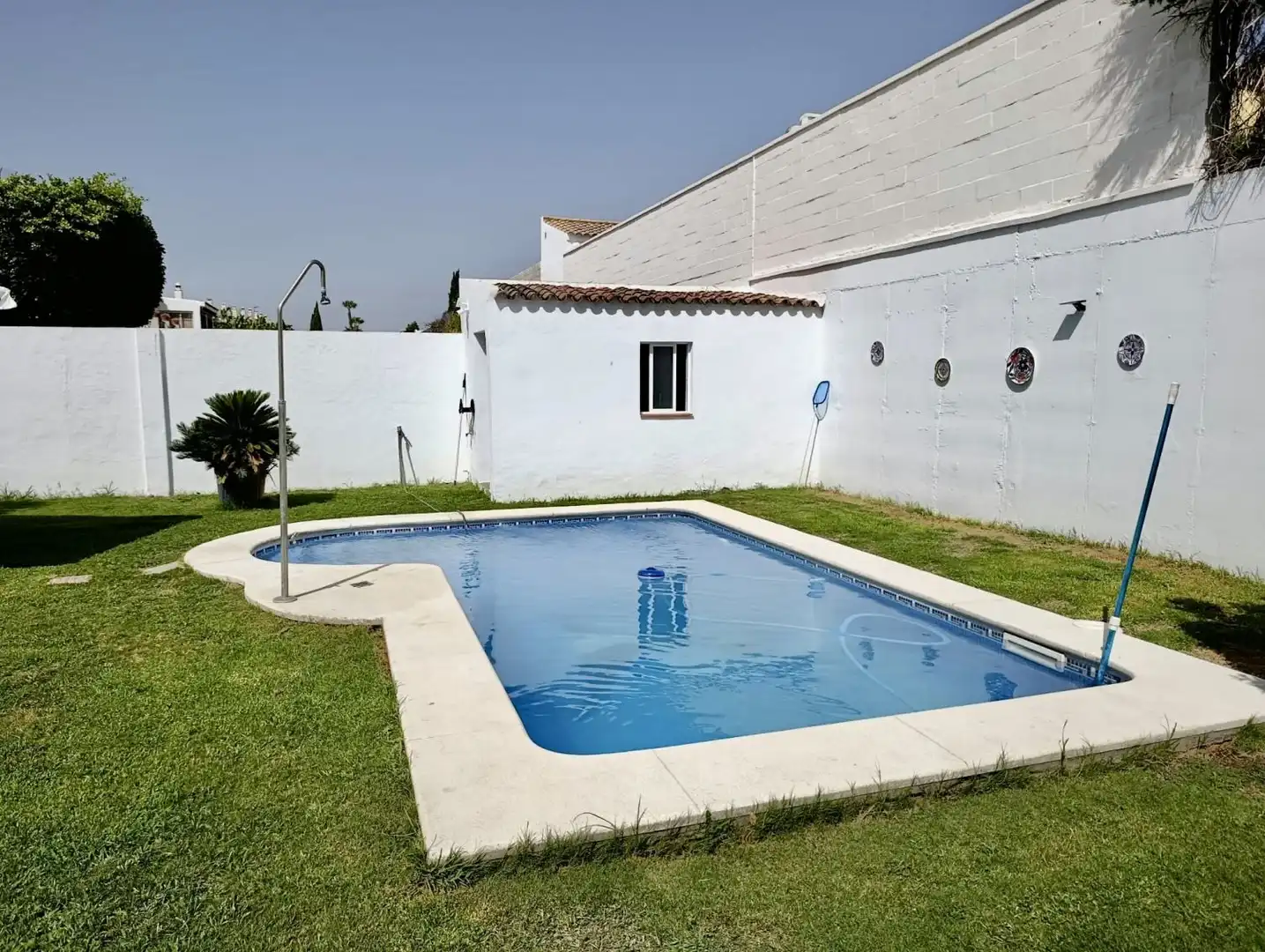 Swimming pool of Houses for sale in Avenida Juan Diego