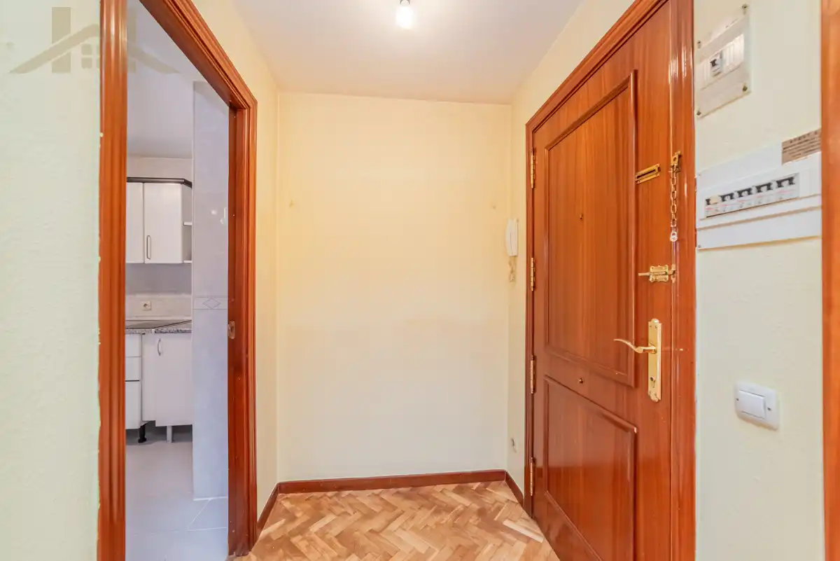 Piso en venta en Torrejón de Ardoz con Aire acondicionado, Jardín privado y Trastero