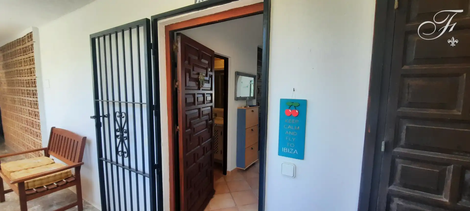 Piso en venta en Santa Eulària des Riu con Aire acondicionado y Piscina comunitaria