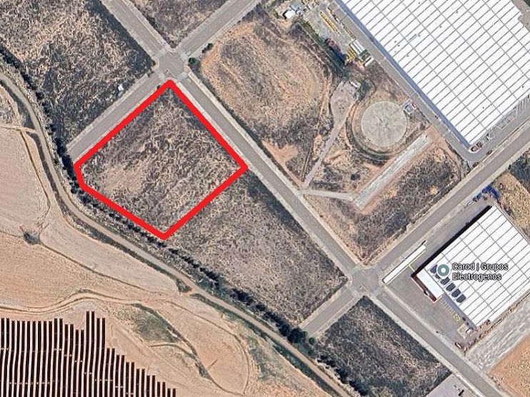 Industrial land for sale in Muel