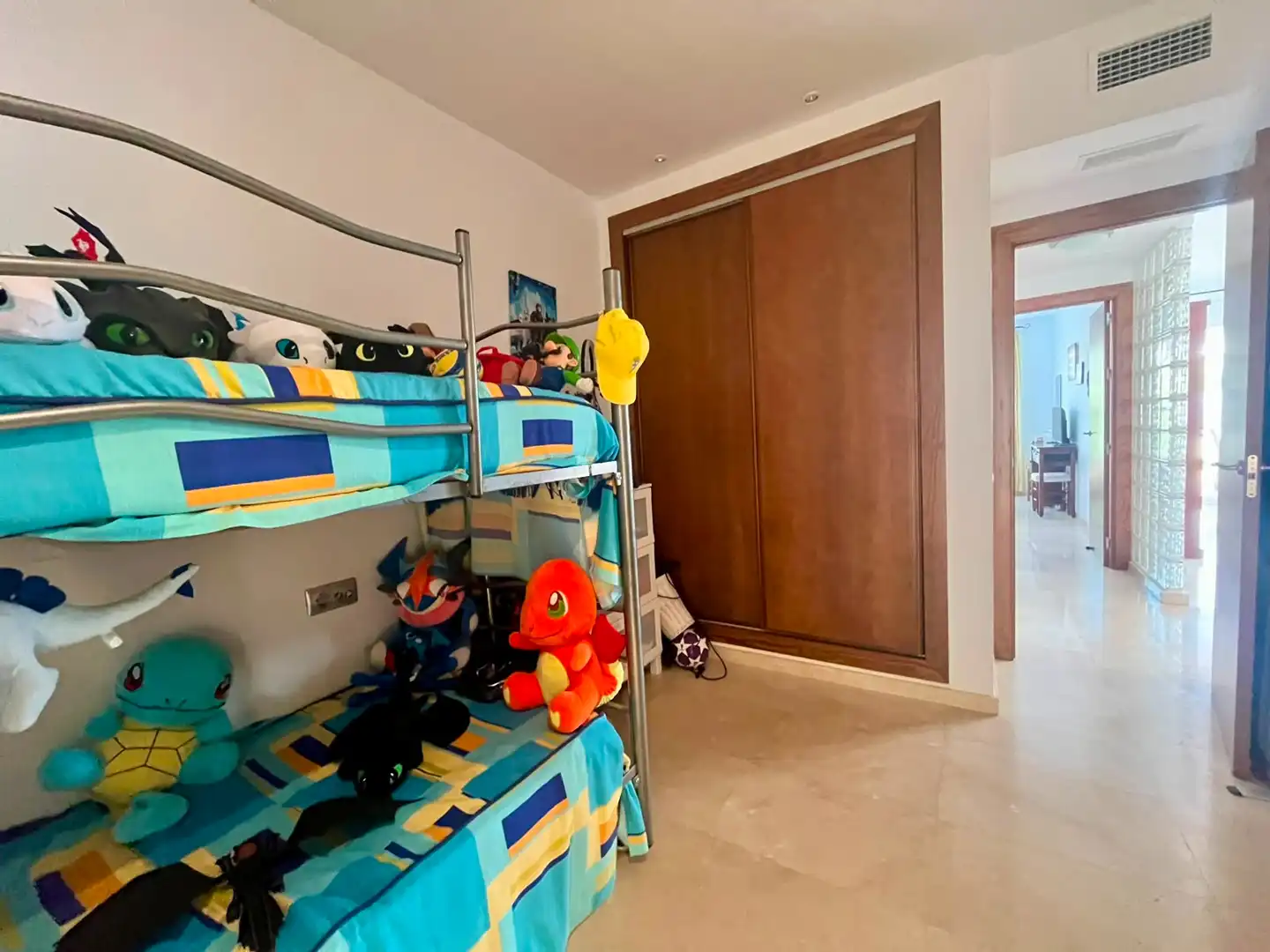 House with pool for sale in Avenida Cañada Julián, imagen 9
