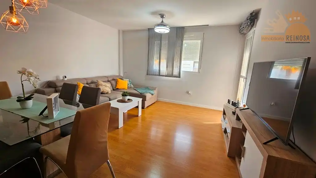 Sala de estar de Piso de alquiler en Molina de Segura con Aire acondicionado, Calefacción y Amueblado