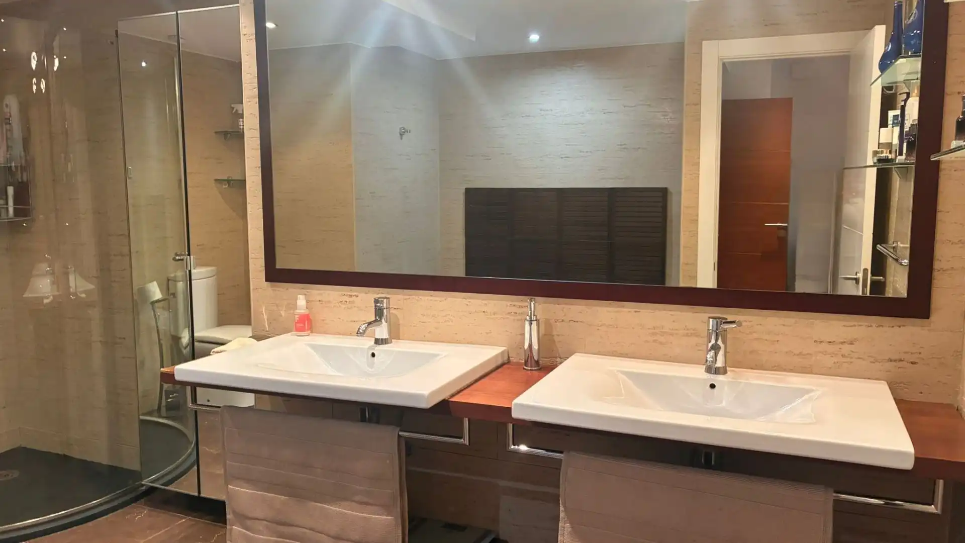 Baño de Piso en venta en Lleida con Aire acondicionado y Calefacción