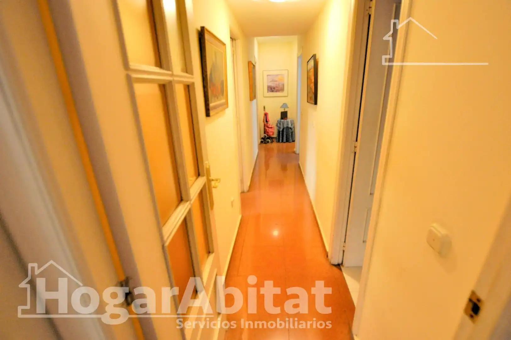 Flat for sale in Valencia  with Air Conditioner and Heating
