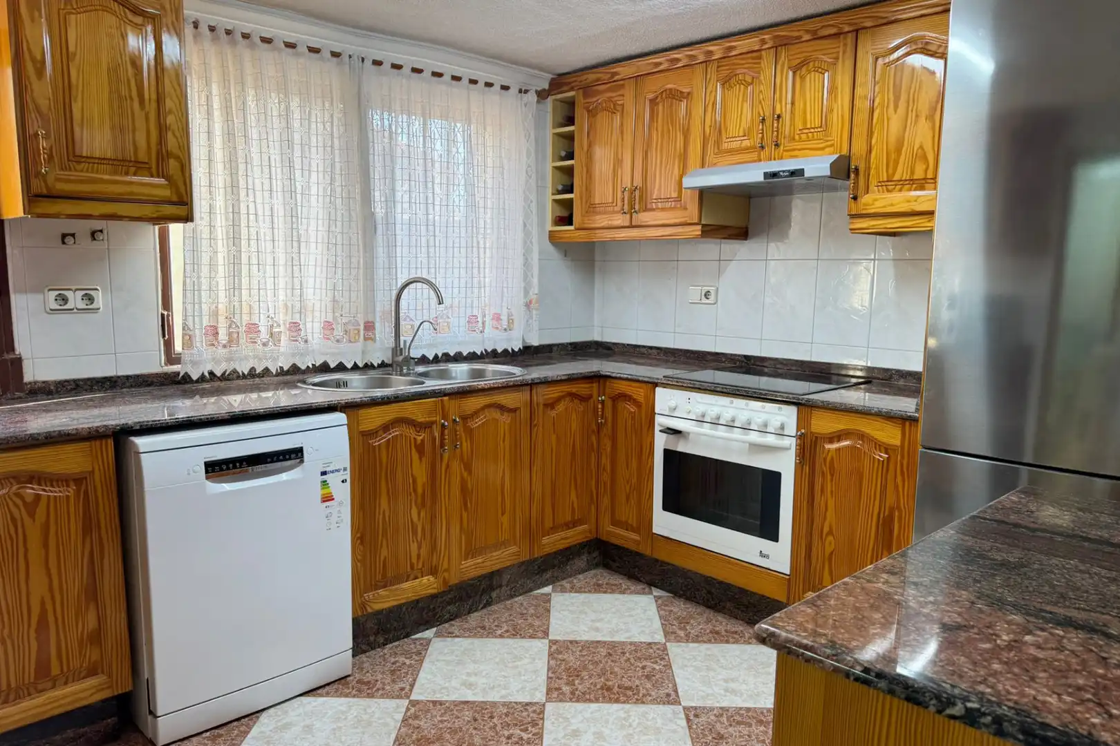 Küche von Country house zum Verkauf in Callosa de Segura mit Klimaanlage, Heizung und Privatgarten