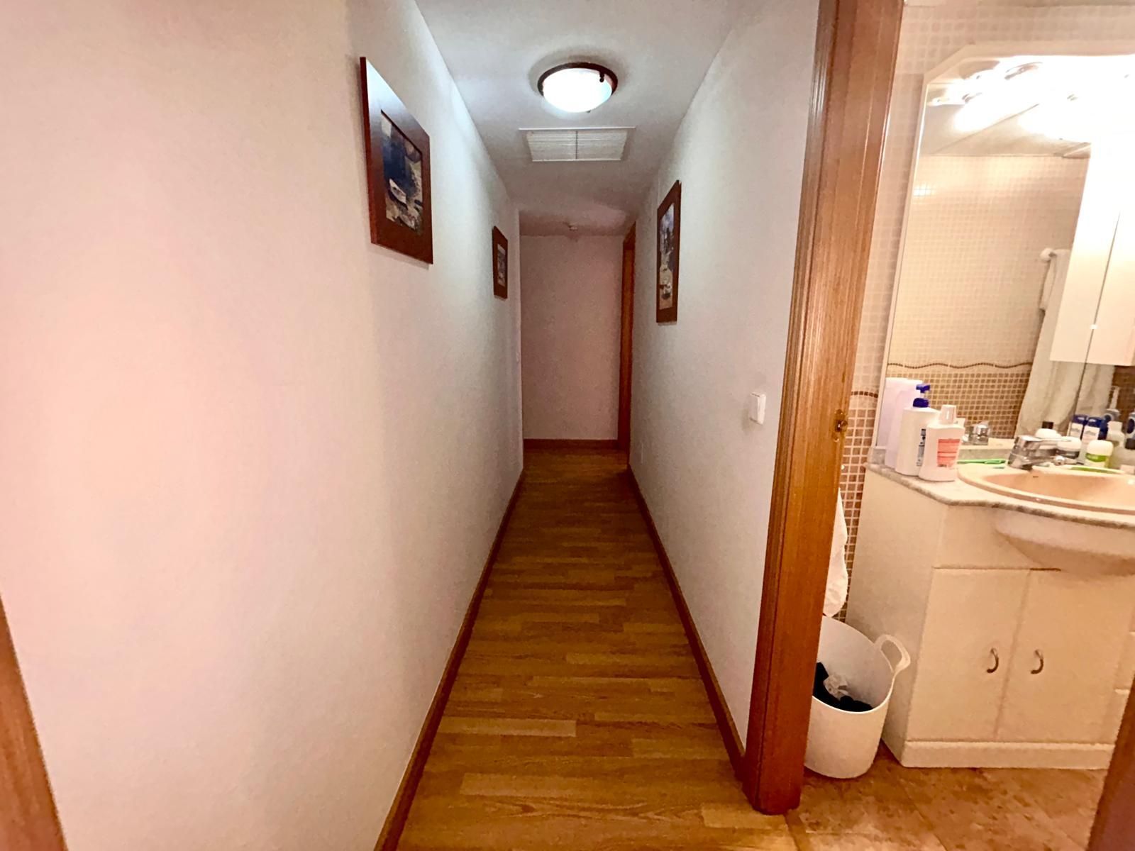 Flat for sale in Esquivias  with Air Conditioner and Heating
