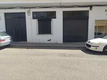 Local comercial en venta en Calle María del Carmen 13