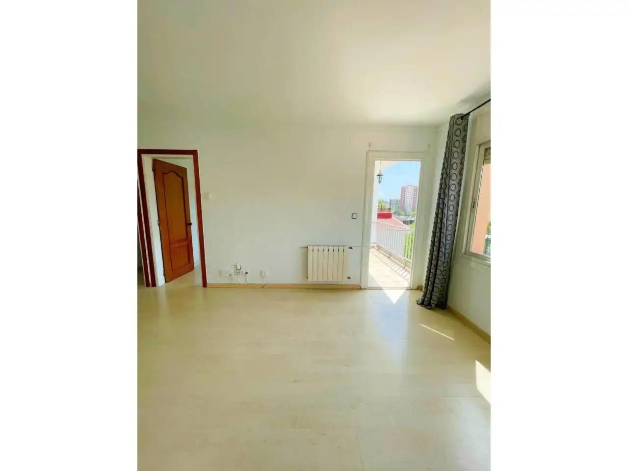 Schlafzimmer von Wohnung zum Verkauf in Cerdanyola del Vallès mit Heizung, Parkett und Balkon