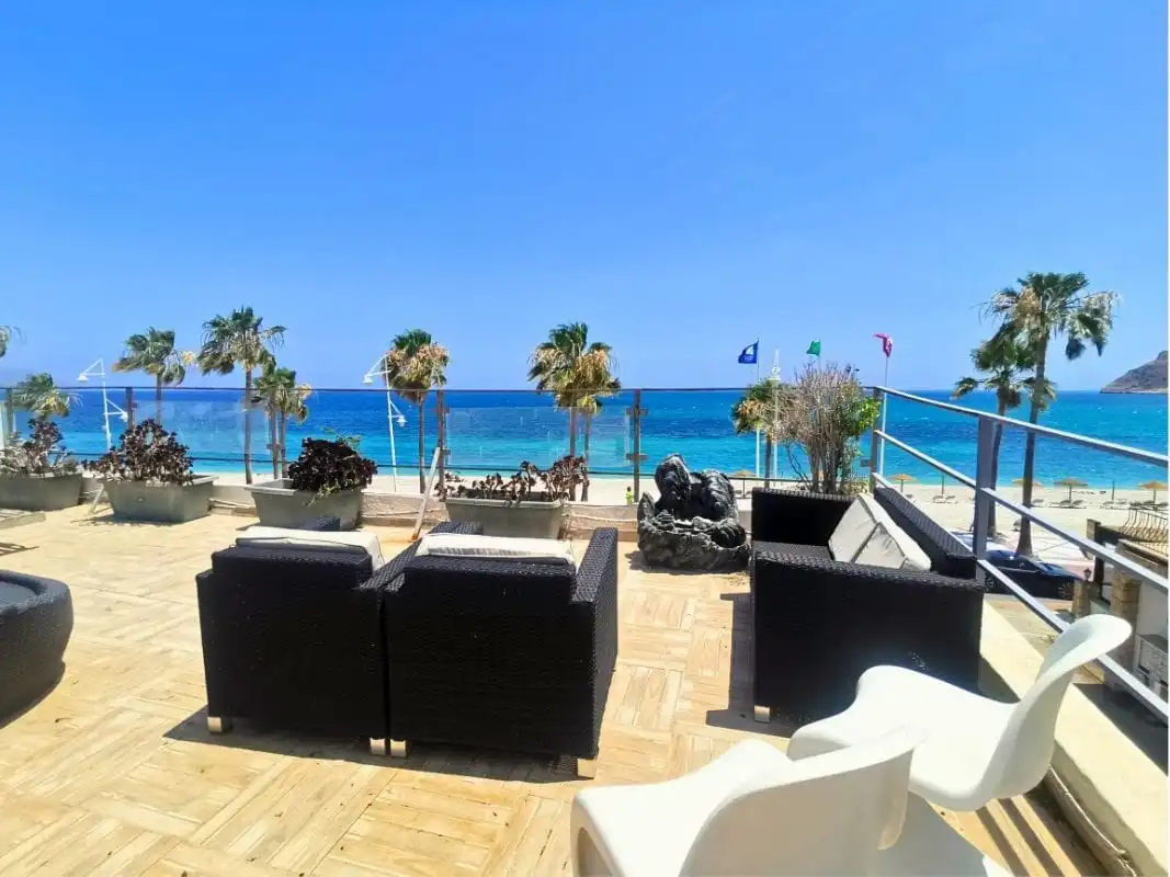 Detached house with pool for sale in Altea ciudad